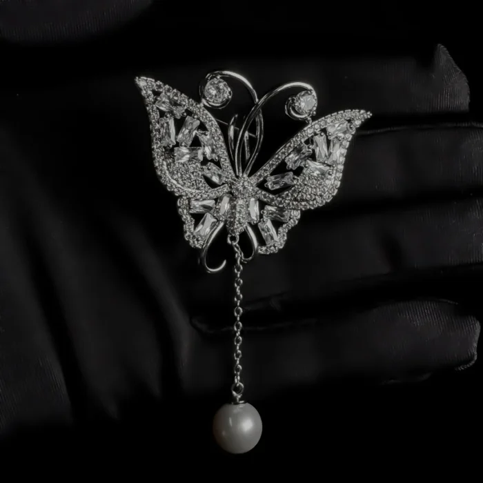 ⁦رانيا بروش أبيض زركون مطلي بالروديوم عالي الجودة⁩ - الصورة ⁦3⁩