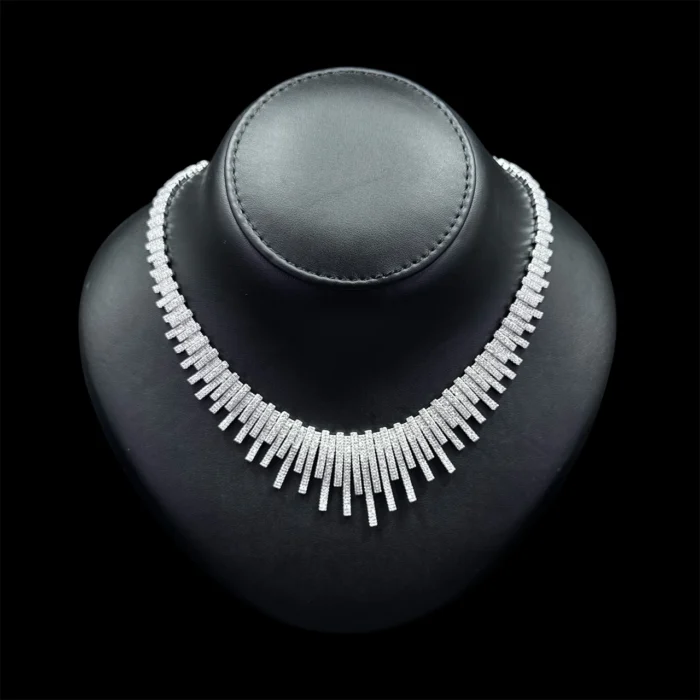 ⁦سيرين طقم أبيض كامل من الزركون الأبيض مطلي بالروديوم عالي الجودة⁩ - الصورة ⁦3⁩