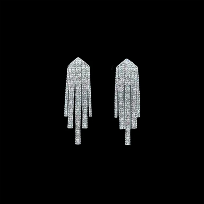 ⁦سيرين طقم أبيض كامل من الزركون الأبيض مطلي بالروديوم عالي الجودة⁩ - الصورة ⁦5⁩